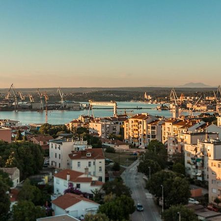 Top Floor Modern Apartment With Incredible Views Πούλα Εξωτερικό φωτογραφία